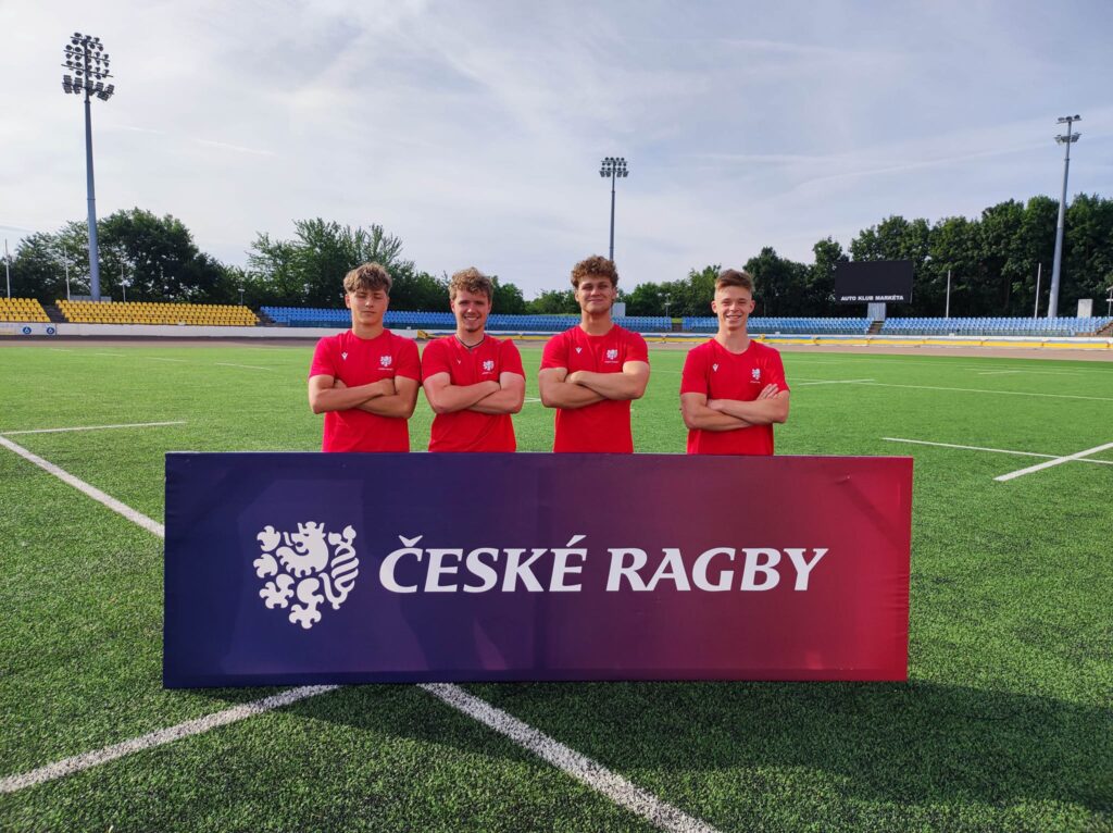 Říčanští ragbisté v dresu české juniorky